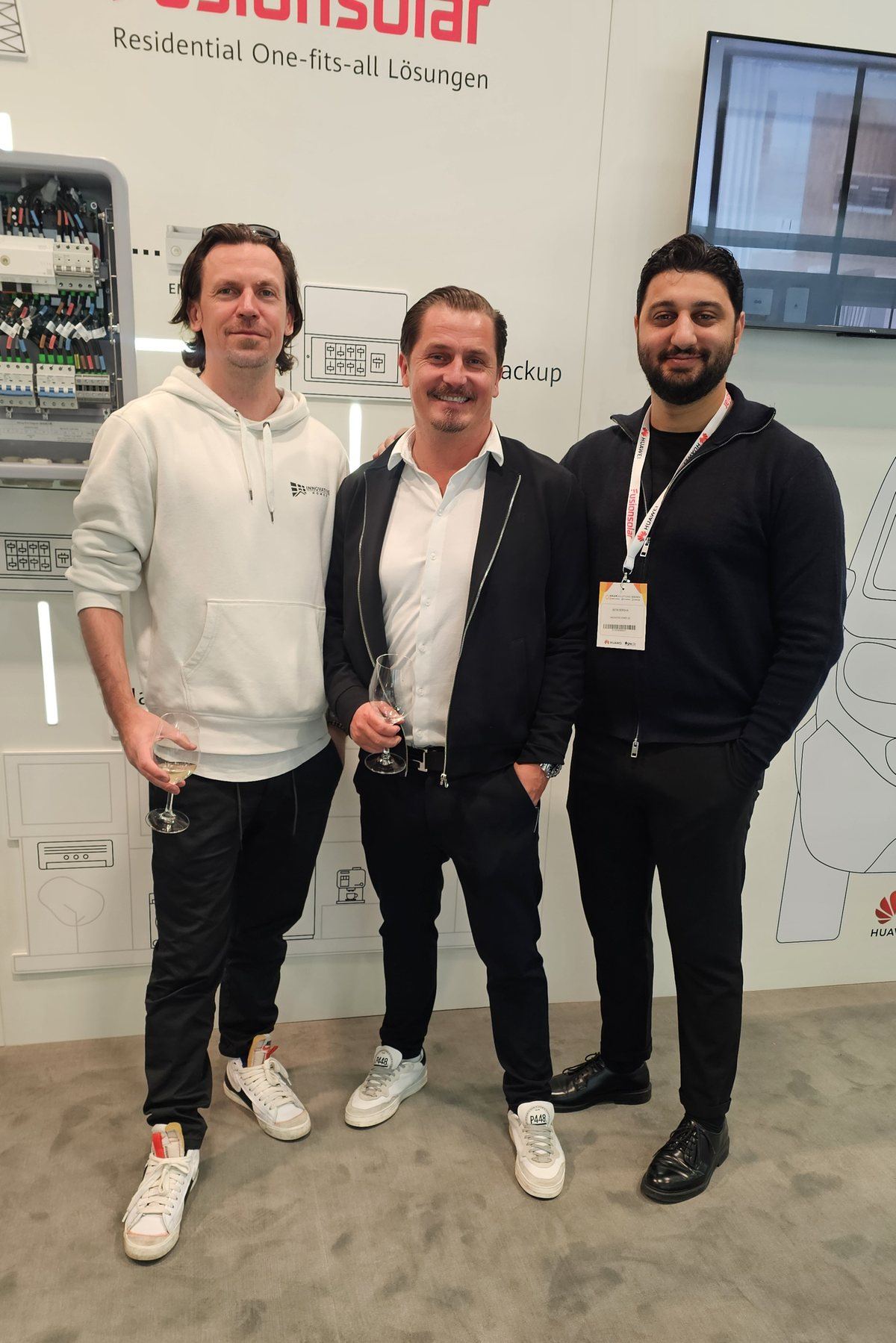 Innovative Homes auf der Solar Solutions Messe am Stand von Huawei FusionSolar